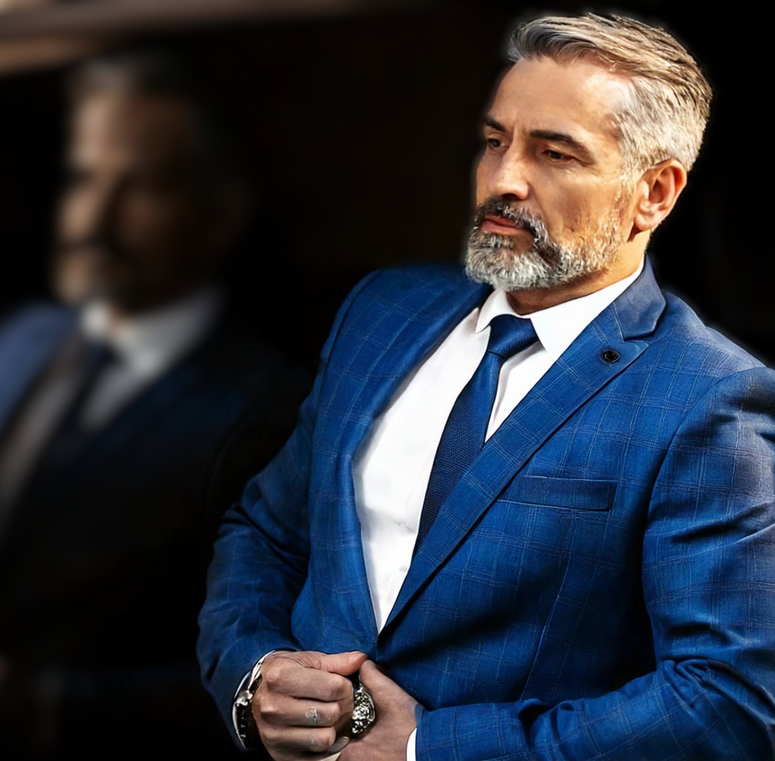 chauffeur privé en costume